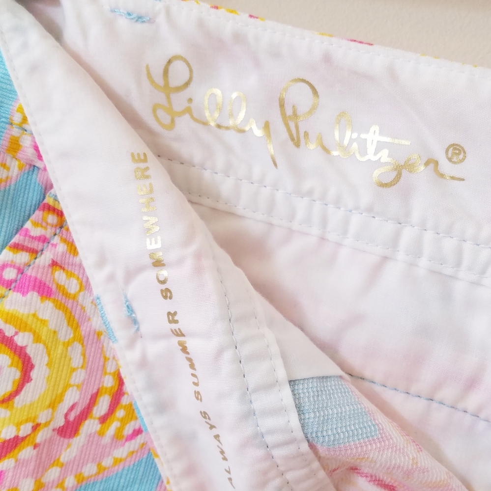 Lilly Pulitzer - Colorful Tropical Print Shorts (Bundle of 2) - Picture 13 of 16